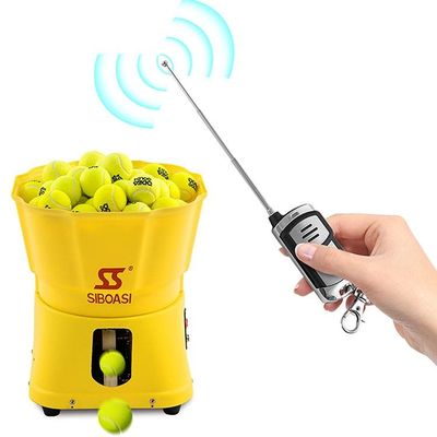 máquina de alimentación del tenis amarillo 80W, Mini Tennis Ball Server Speed ajustable